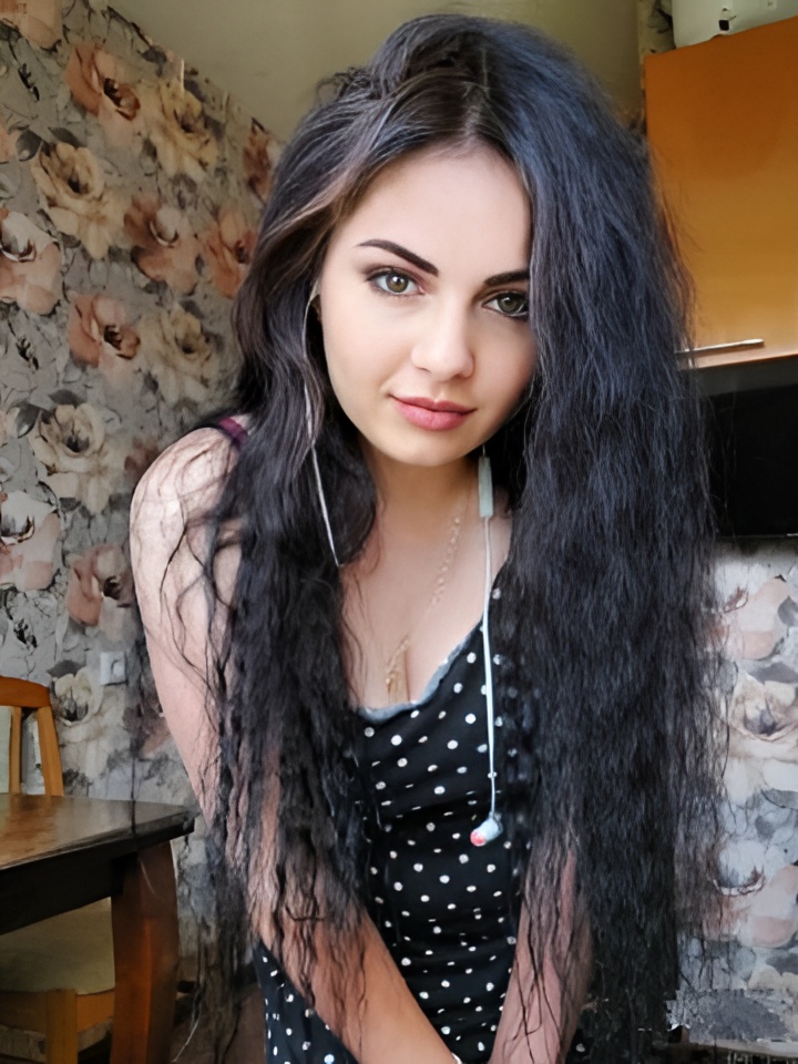 Агнесса привлекальеная девушка из Волгограда цена от 5000 руб