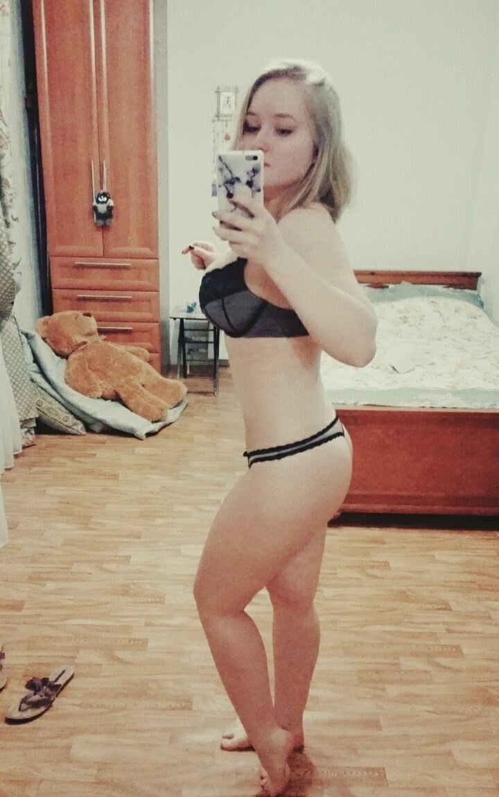 Лена привлекальеная девушка из Волгограда цена от 3000 руб