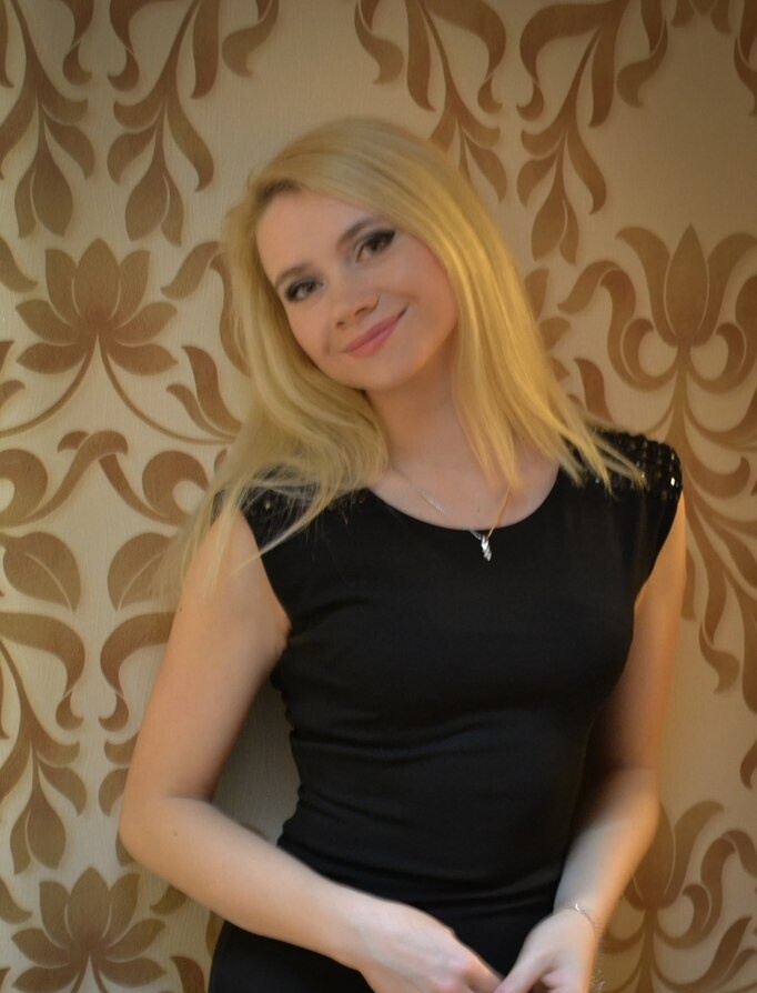 Карина привлекательная девушка из Волгограда цена от 3000 руб