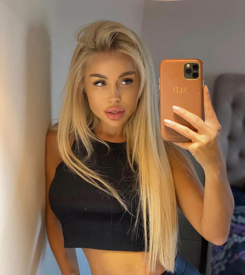 Софья привлекальеная девушка из Волгограда цена от 4000 руб