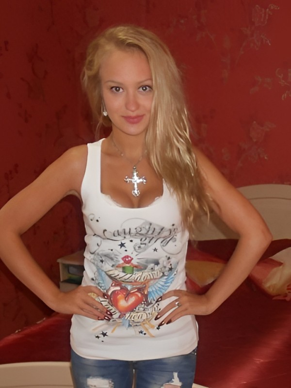 Ника привлекательная девушка из Волгограда цена от 10000 руб