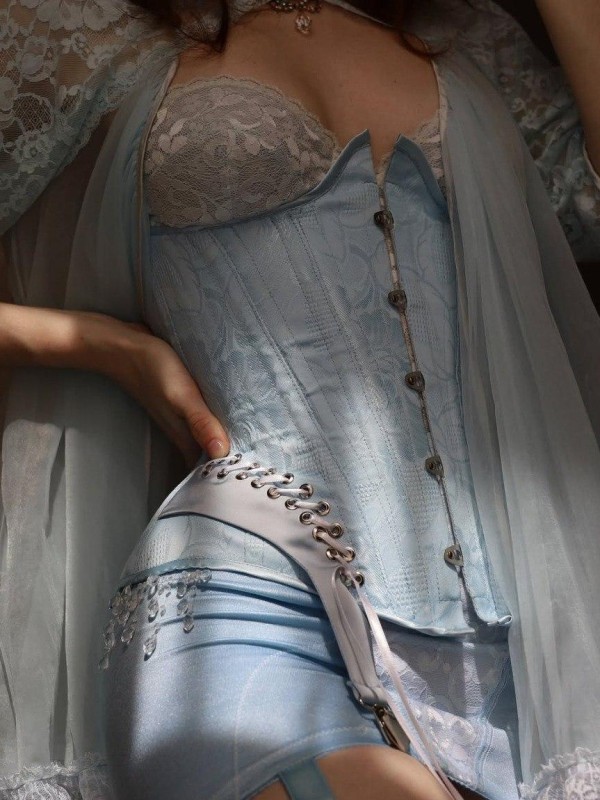 Ирина привлекательная девушка из Волгограда цена от 7000 руб